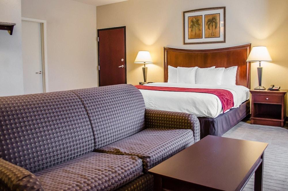 Comfort Suites North Mobile Saraland Exterior photo
