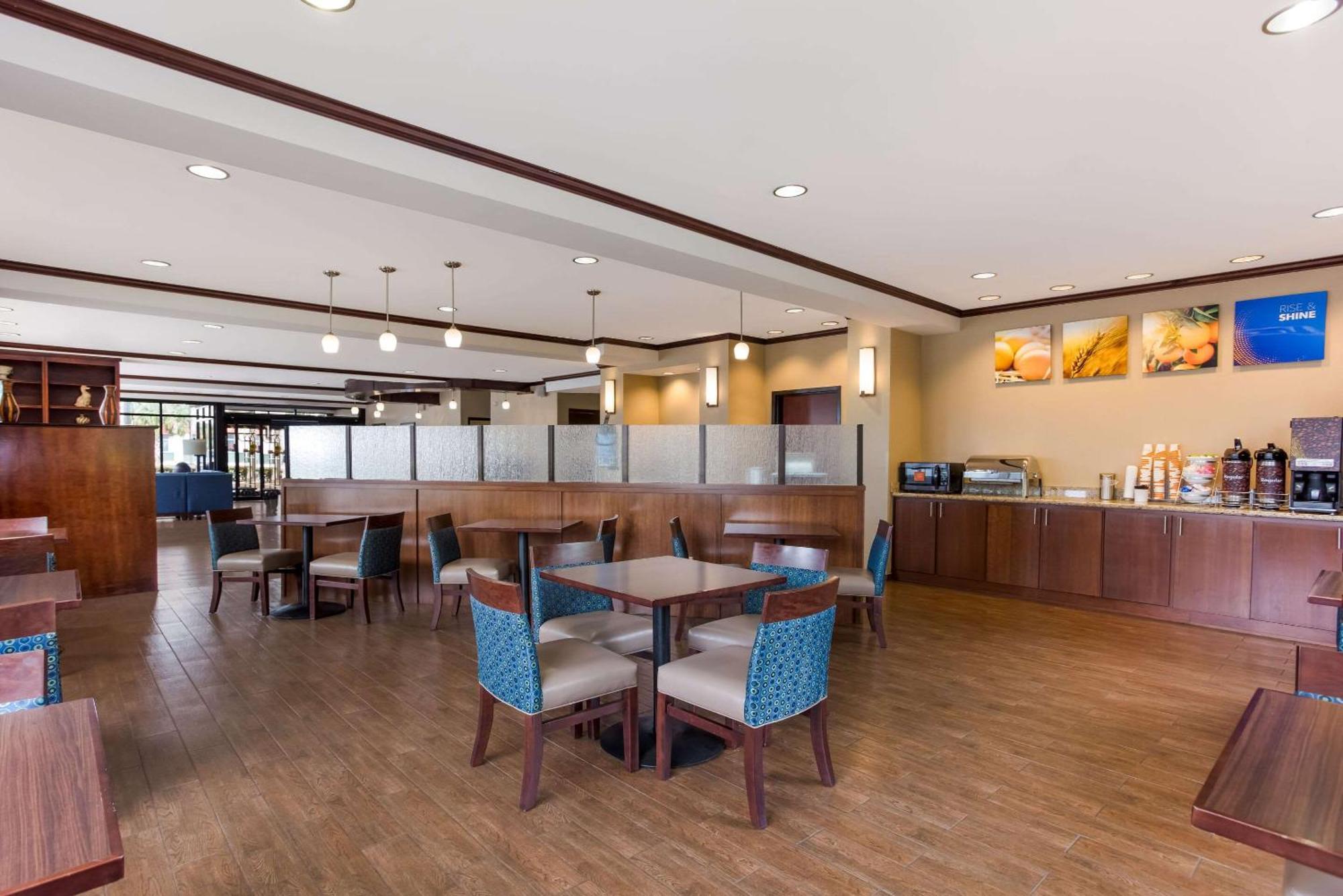 Comfort Suites North Mobile Saraland Exterior photo